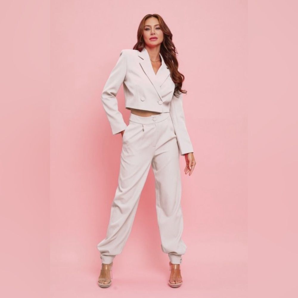 Crop blazer and trouser 2pc set- CREAM