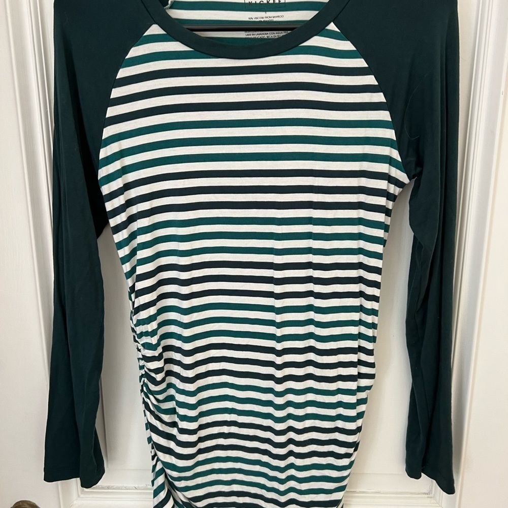 SET OF 2 MATERNITY TOPS Long sleeve!