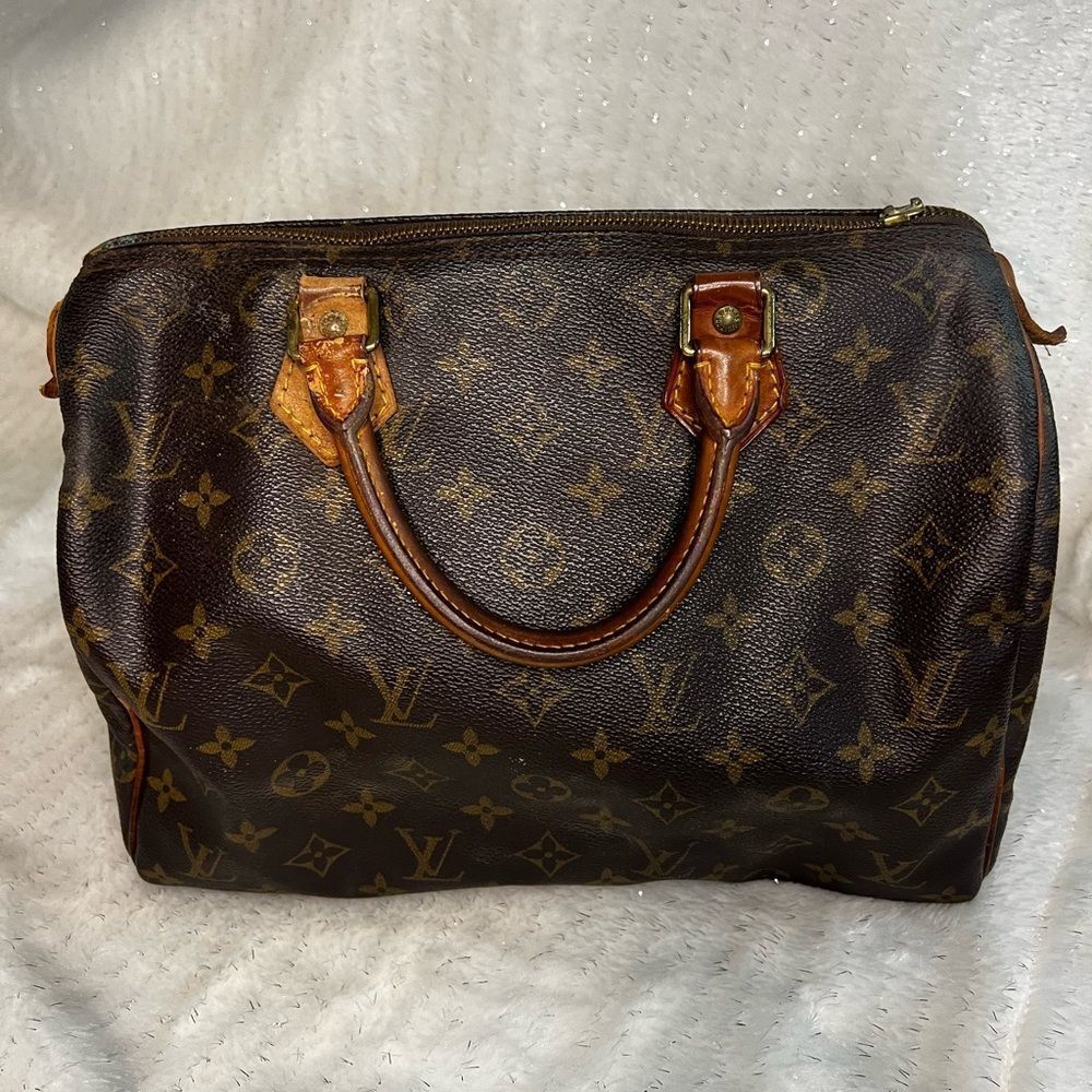 AUTH LOUIS VUITTON MONOGRAM SPEEDY 30