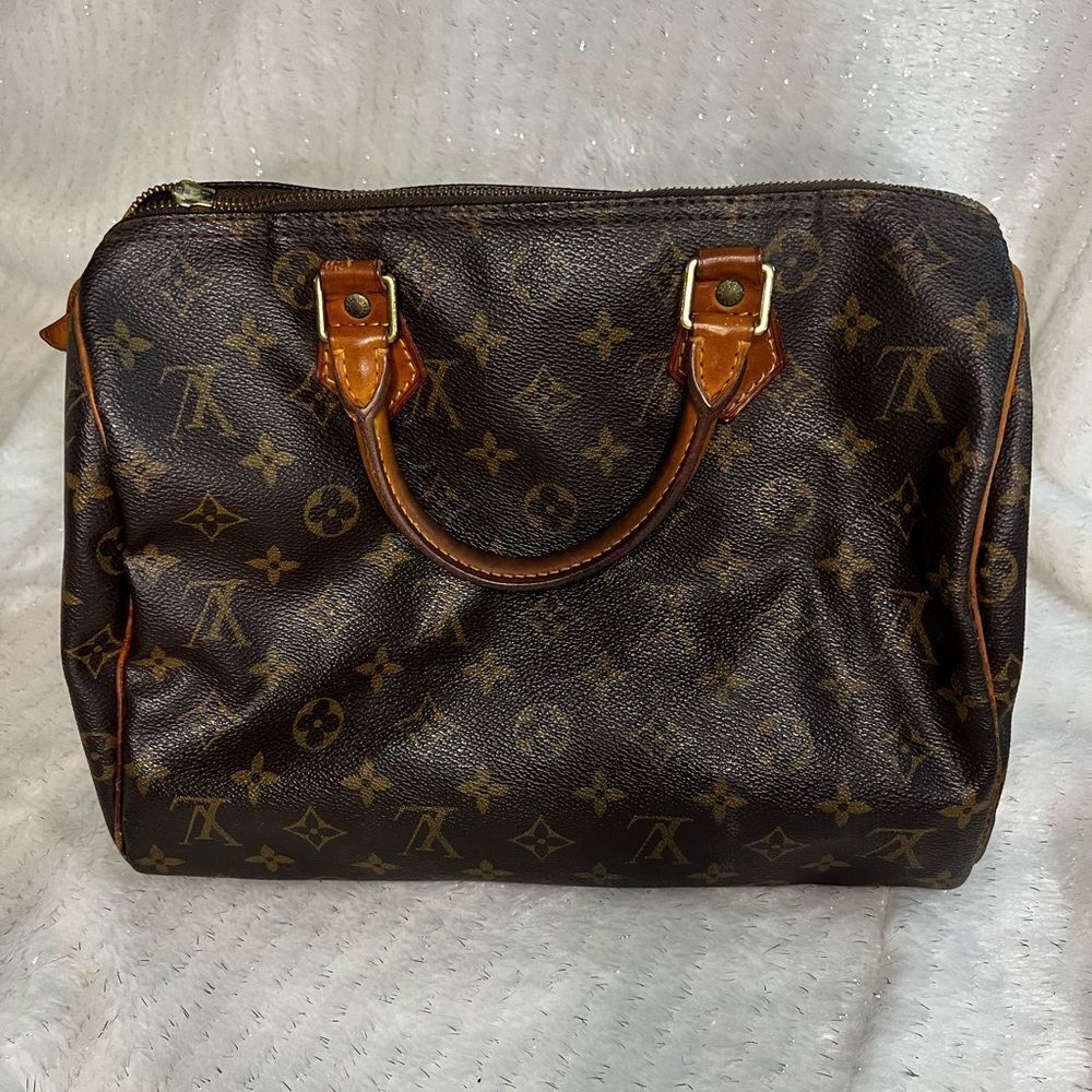 AUTH LOUIS VUITTON MONOGRAM SPEEDY 30
