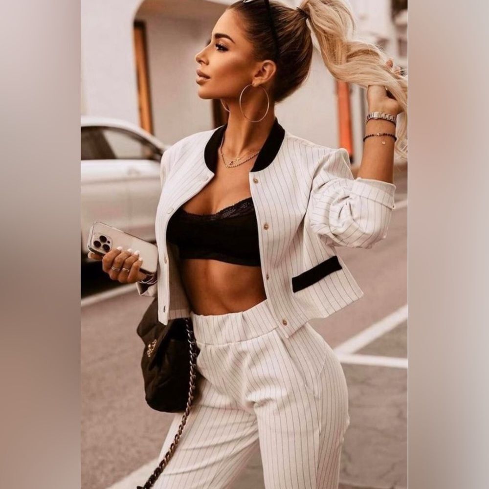 Two Piece Set Jogger with Cropped Jacket