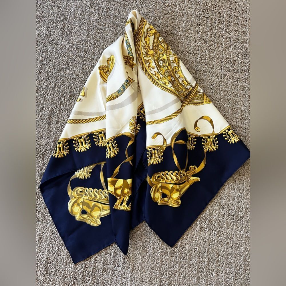 AUTH HERMES SILK SCARF- Les Cavaliers D’Or