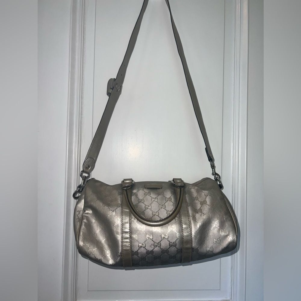 *RARE* GUCCI SILVER HANDBAG WITH CROSSBODY STRAP