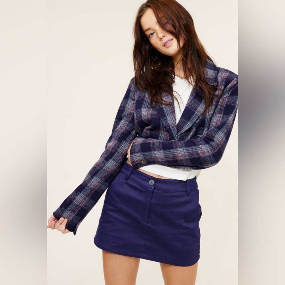 CROPPED PLAID PRINT JACKET WITH LAPEL COLLAR- NAVY/GREY