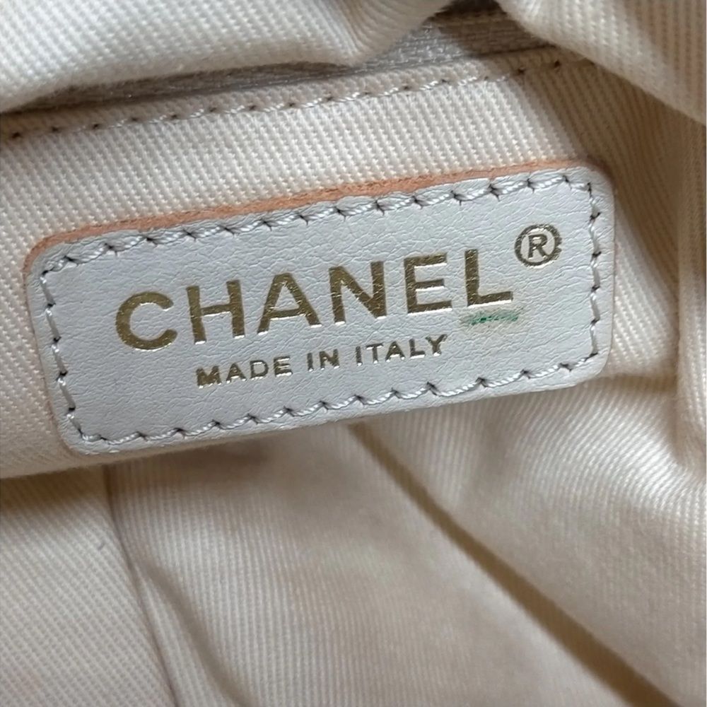 AUTH CHANEL PURSE
