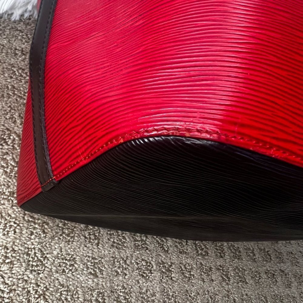 AUTH LOUIS VUITTON EPI LEATHER NOE- BLACK AND RED