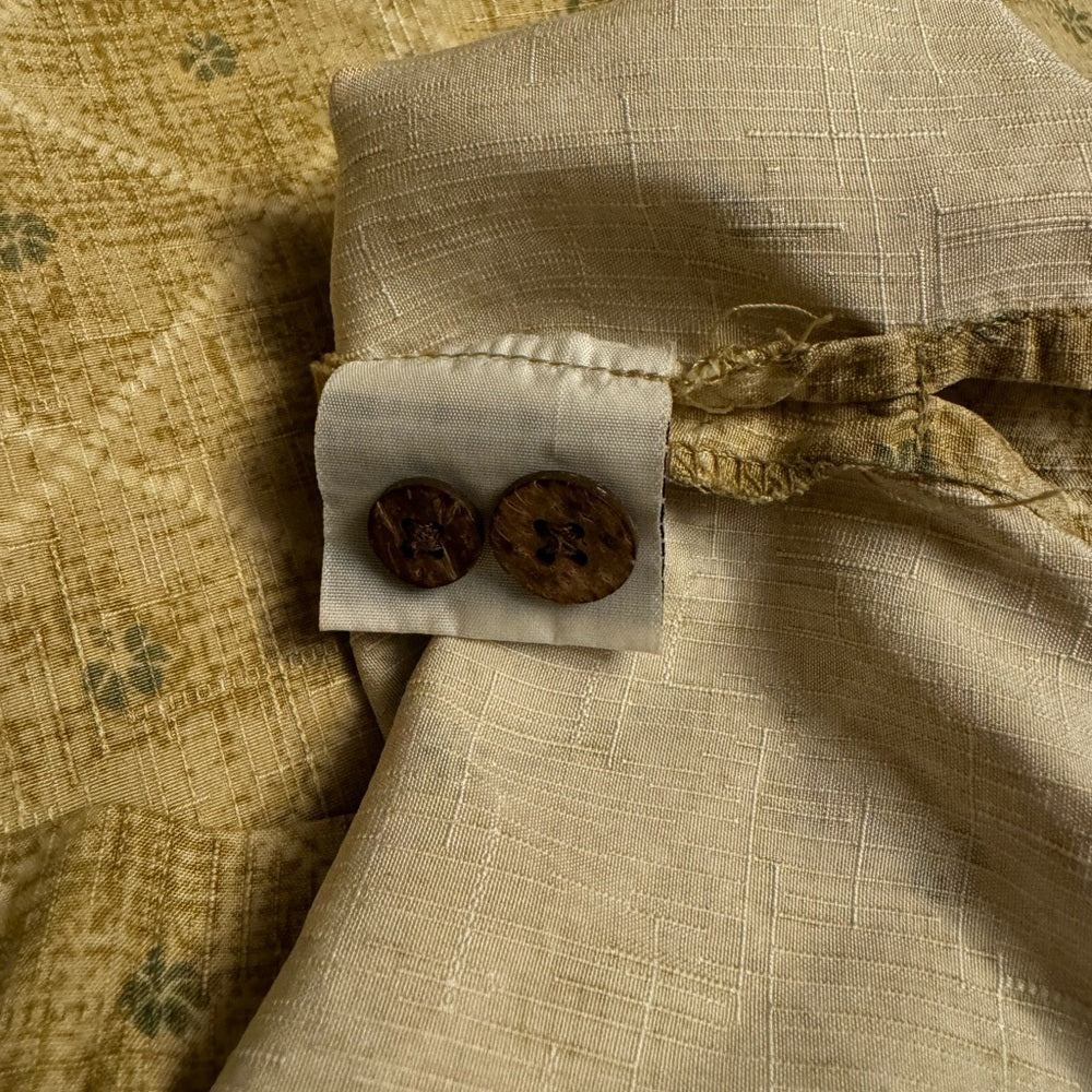 Tommy Bahama men’s short sleeve shirt