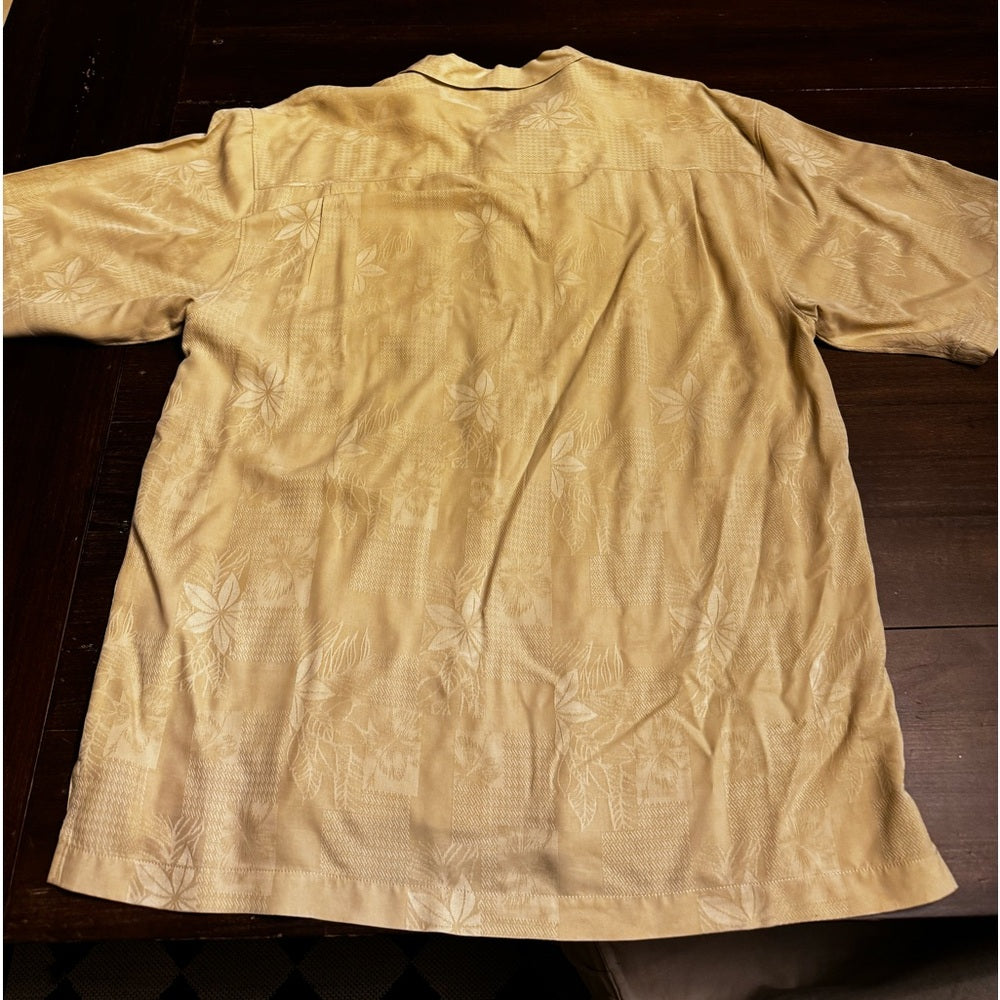 Silk Tommy Bahama men’s shirt – large