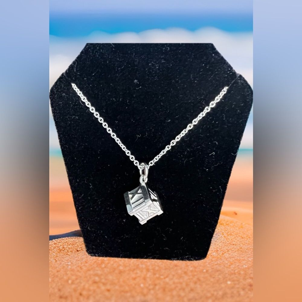 Tiffany & Co. Atlas cube necklace!!!