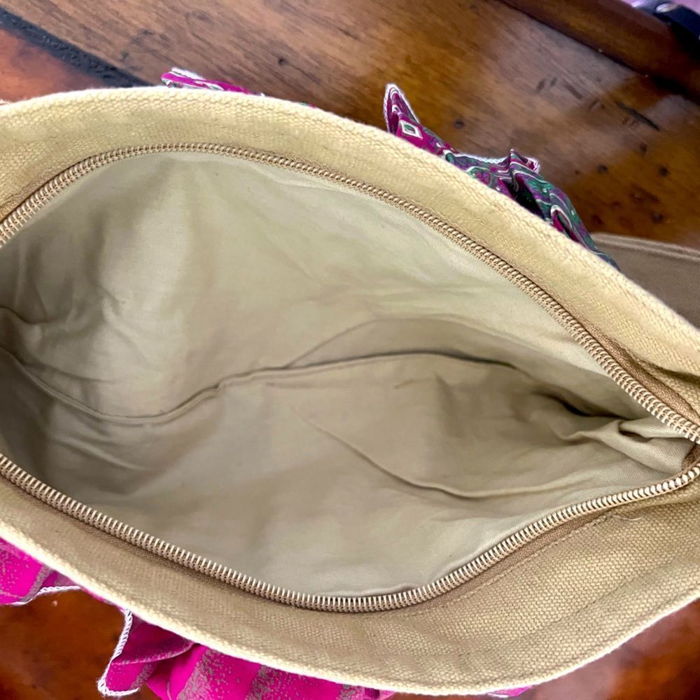 Ruffles clutch bag! NWOT