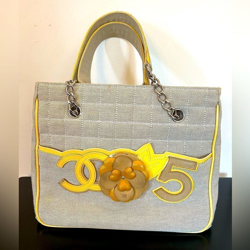 AUTH CHANEL VINTAGE CANVAS TOTE BAG