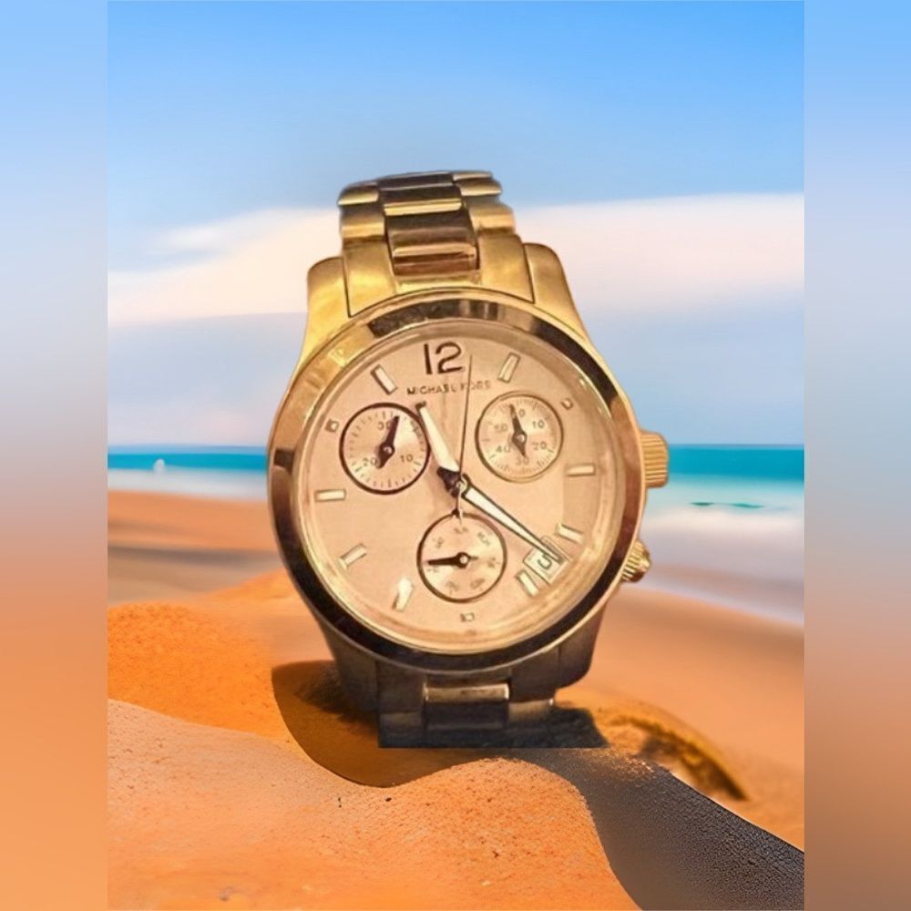 MICHAEL KORS ROSE-GOLD TONE WATCH!!