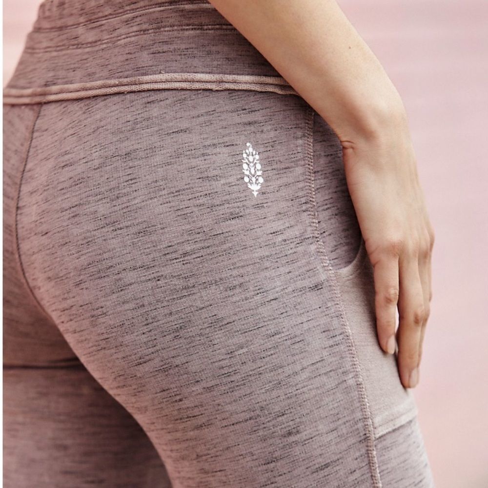 FREE PEOPLE Kyoto Leggings in Mocha Taupe