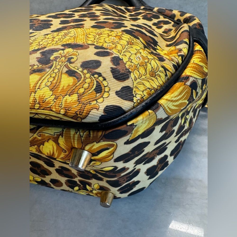 AUTH GIORGIO ARMANI BAG