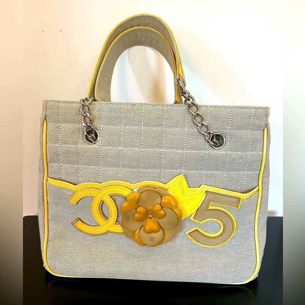 AUTH CHANEL VINTAGE CANVAS TOTE BAG