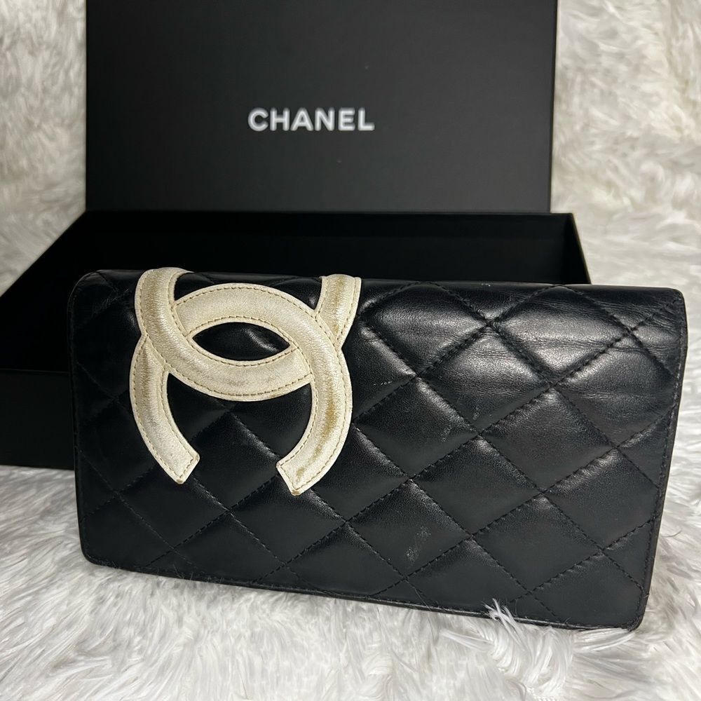 AUTH CHANEL WALLET