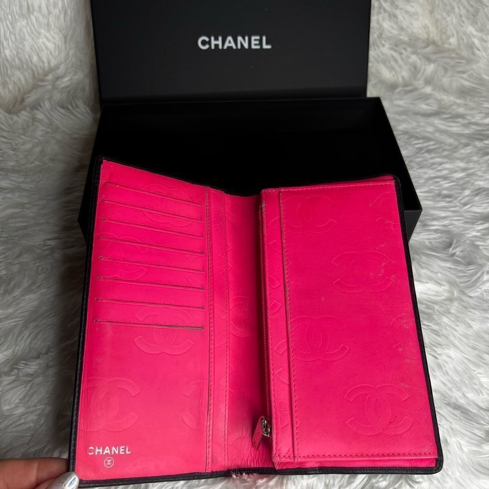 AUTH CHANEL WALLET