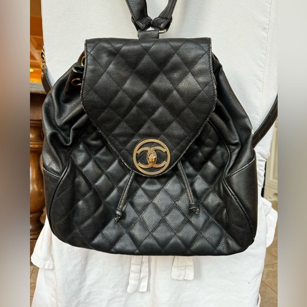 AUTH VINTAGE CHANEL BACKPACK