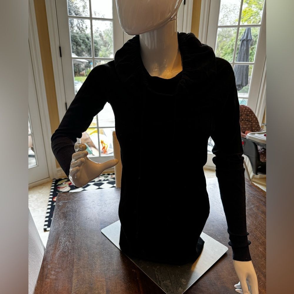 MODA long sweatshirt top with wide turtle neck
