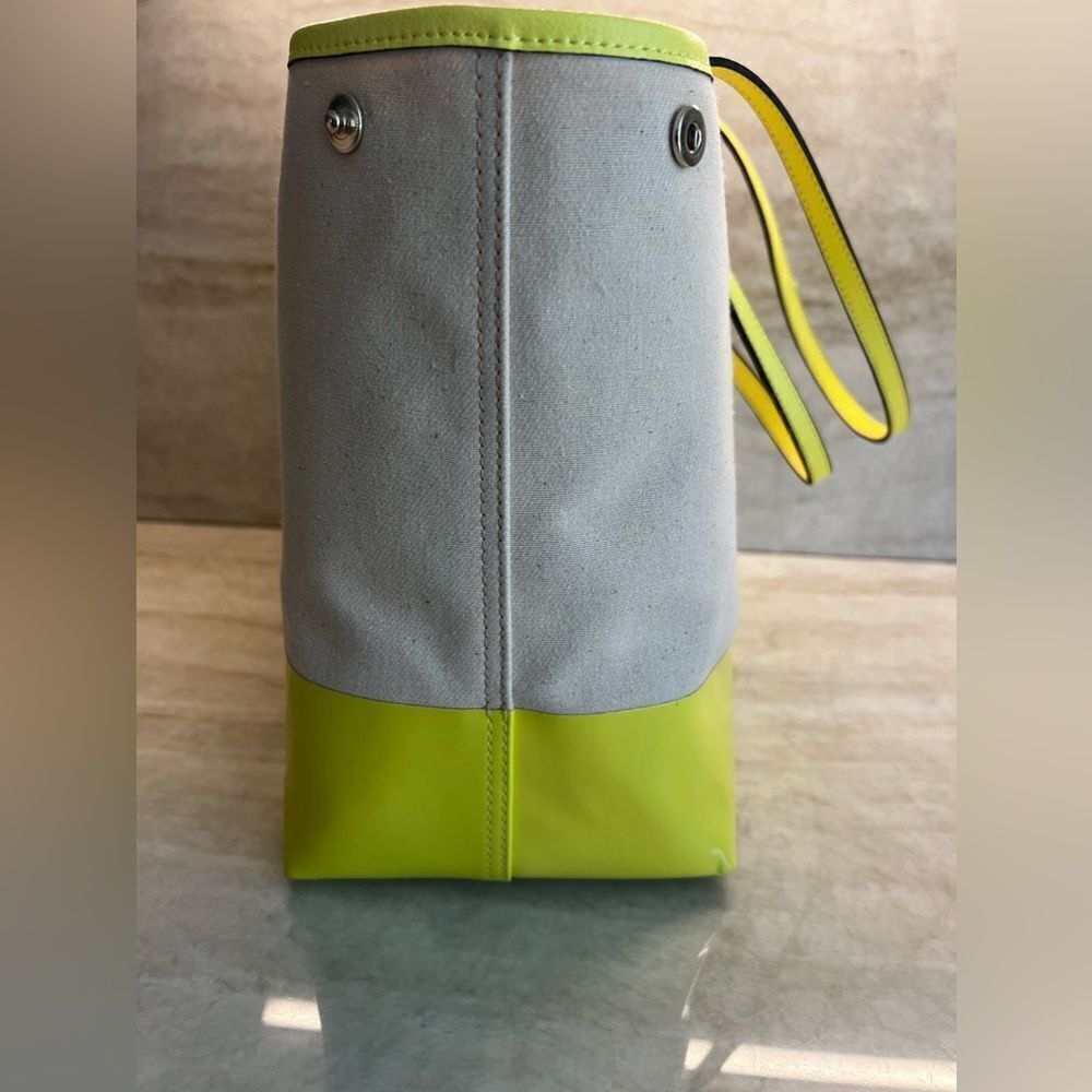 BNWT!!! KATE SPADE TOTE- Yellow