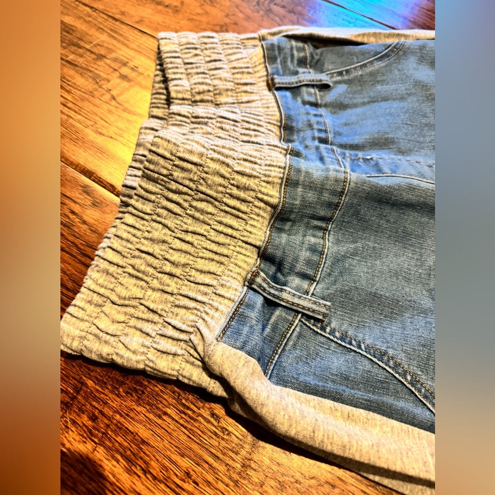 803. Blue and Gray Women's Jeans/Sweats!