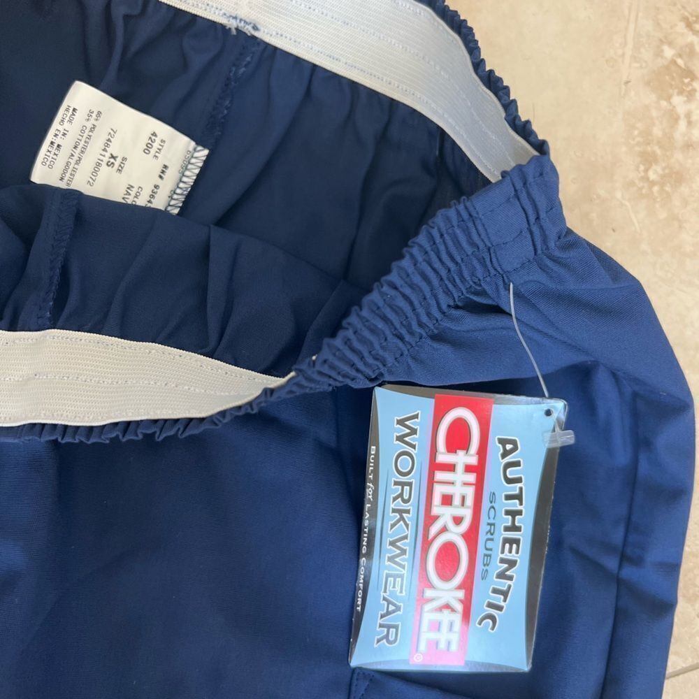 NWT Scrub Pants XS