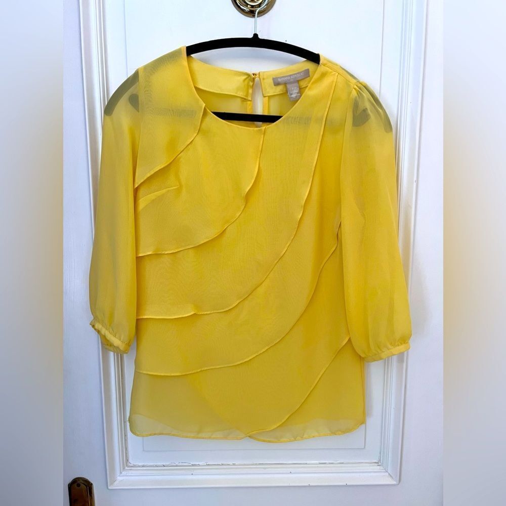 Banana Republic Blouse in Yellow!!!!