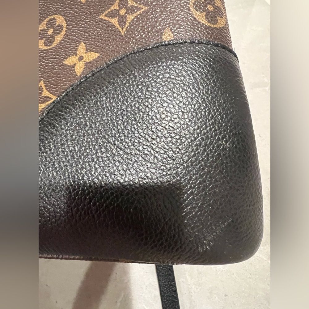 865. AUTH Louis Vuitton Monogram Tote Bag