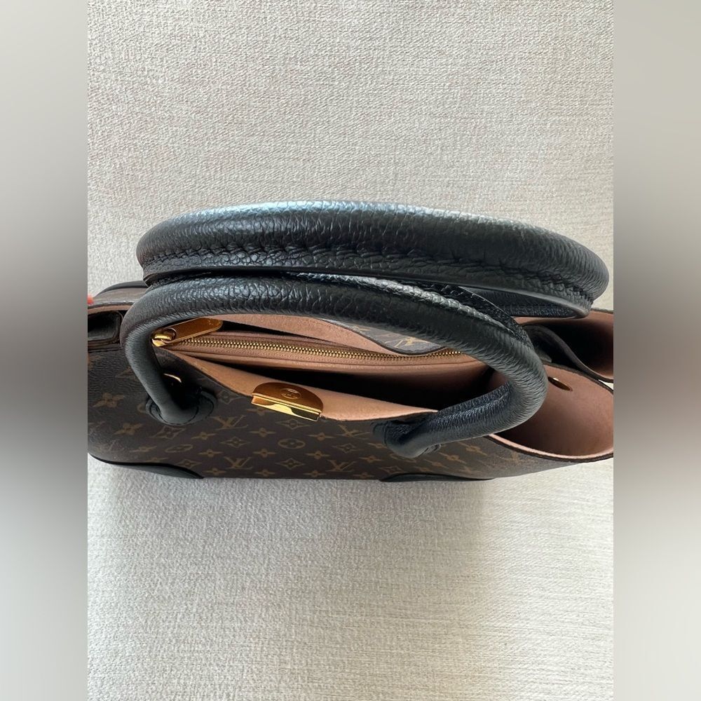 865. AUTH Louis Vuitton Monogram Tote Bag