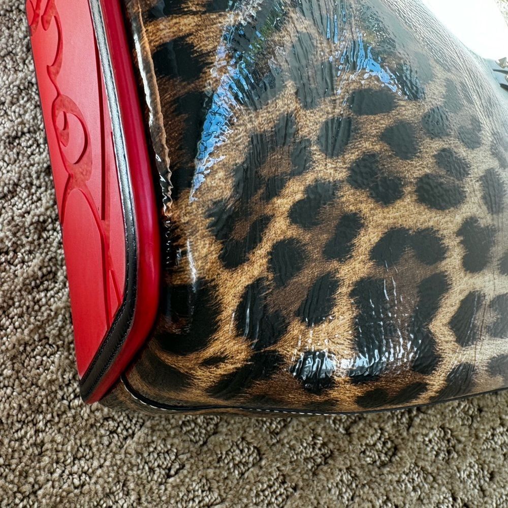 **RARE** AUTH CHRISTIAN LOUBOUTIN AMBRE LEOPARD TOTE BAG