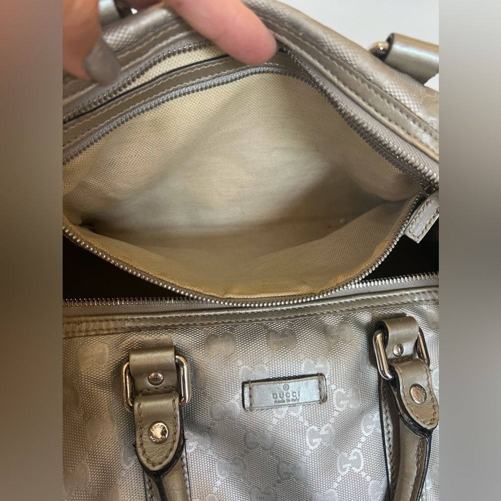 *RARE* GUCCI SILVER HANDBAG WITH CROSSBODY STRAP