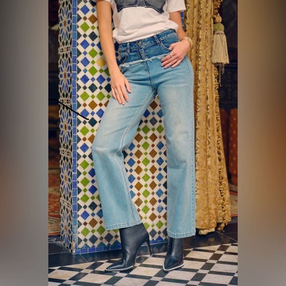 JEANS- DOUBLE CONTRASTING WAIST BAND