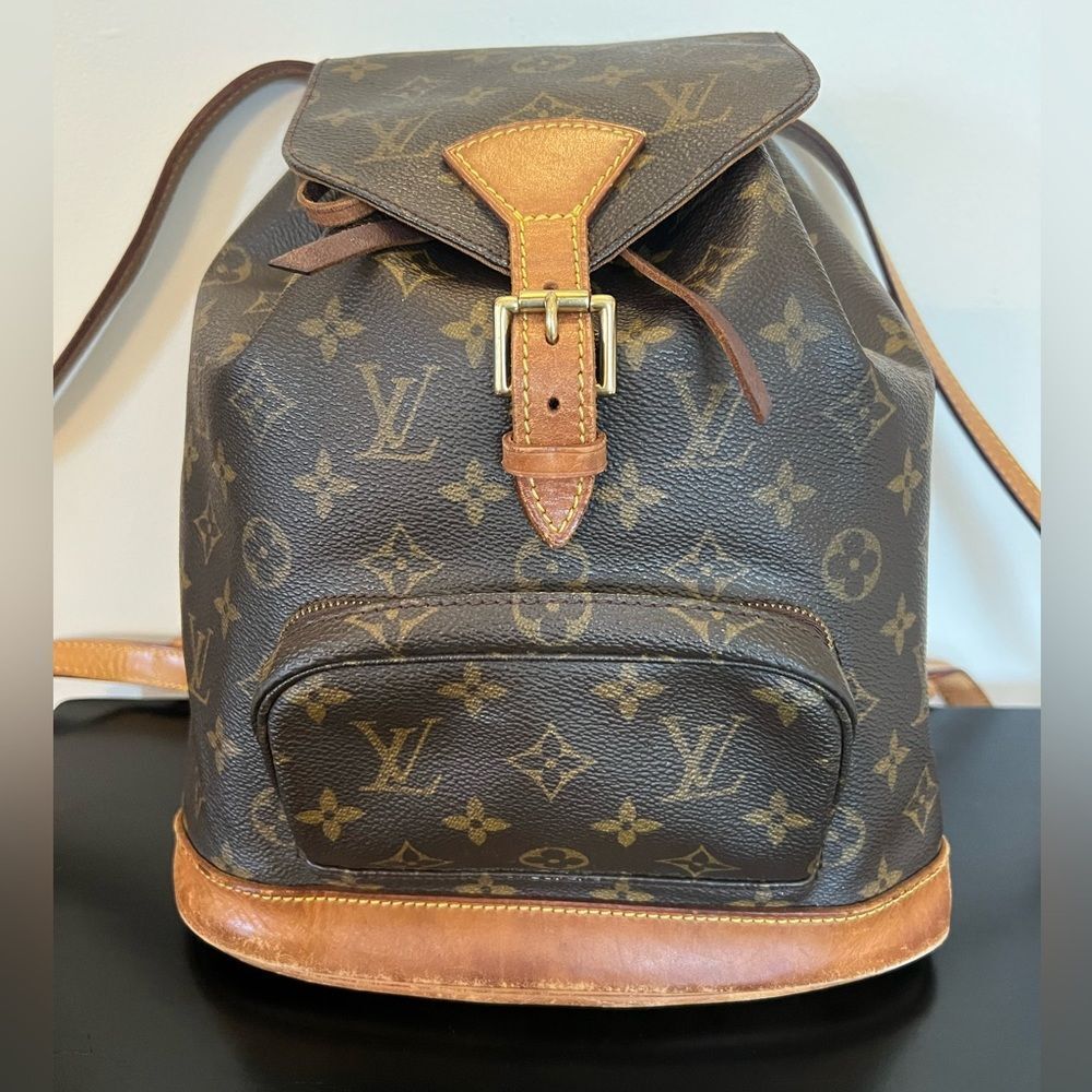 AUTH LOUIS VUITTON MONOGRAM BACKPACK