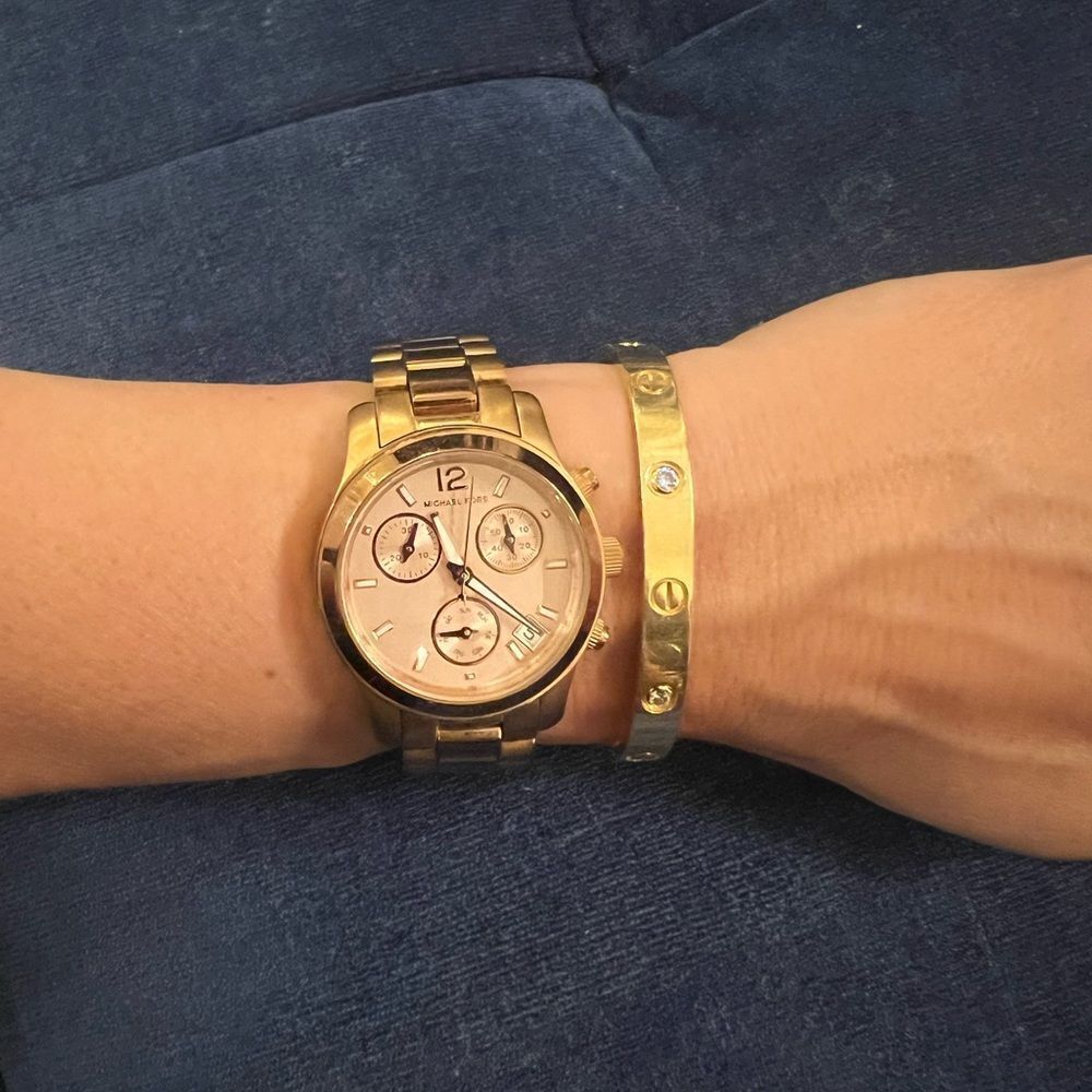 MICHAEL KORS ROSE-GOLD TONE WATCH!!