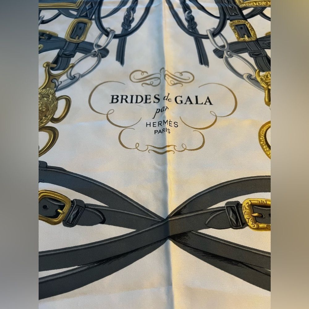 AUTH HERMES SCARF- BRIDES DE GALA 100%Silk