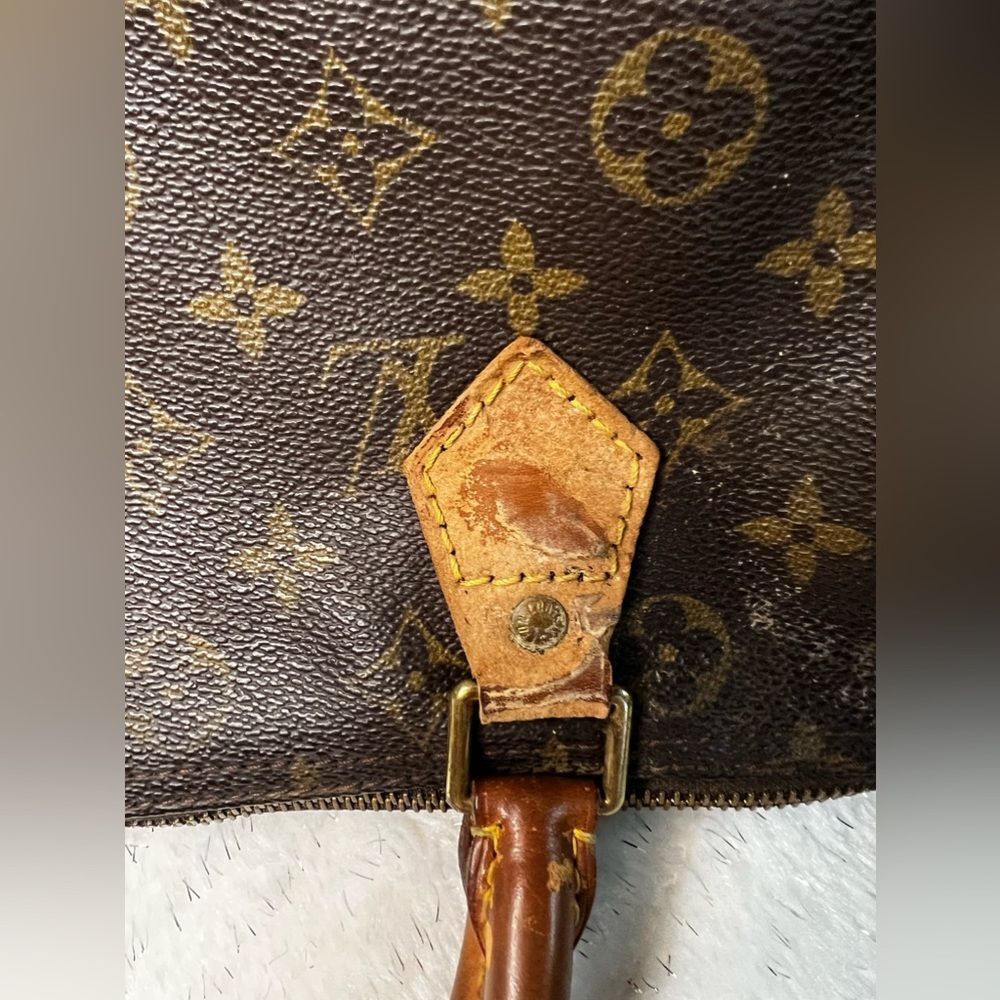 AUTH LOUIS VUITTON MONOGRAM SPEEDY 30