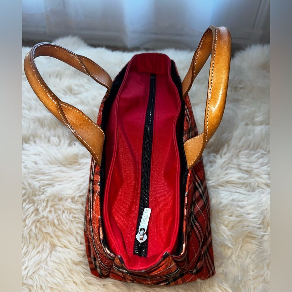 AUTH BURBERRY BAG IN RED!!!!