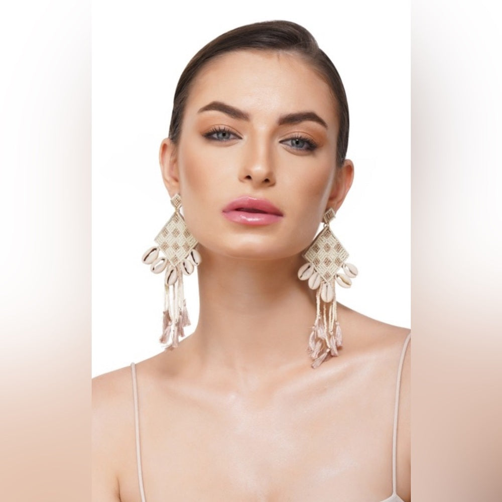 Seashell Tassel Earrings