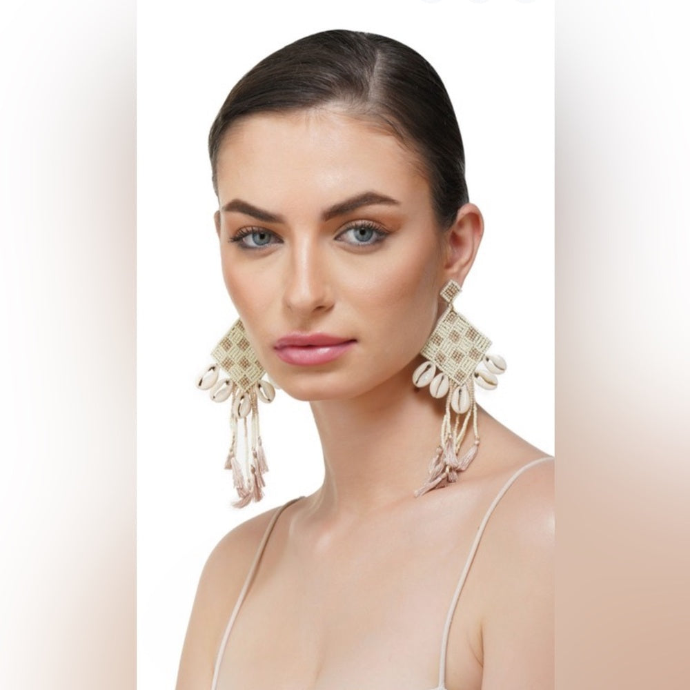 Seashell Tassel Earrings