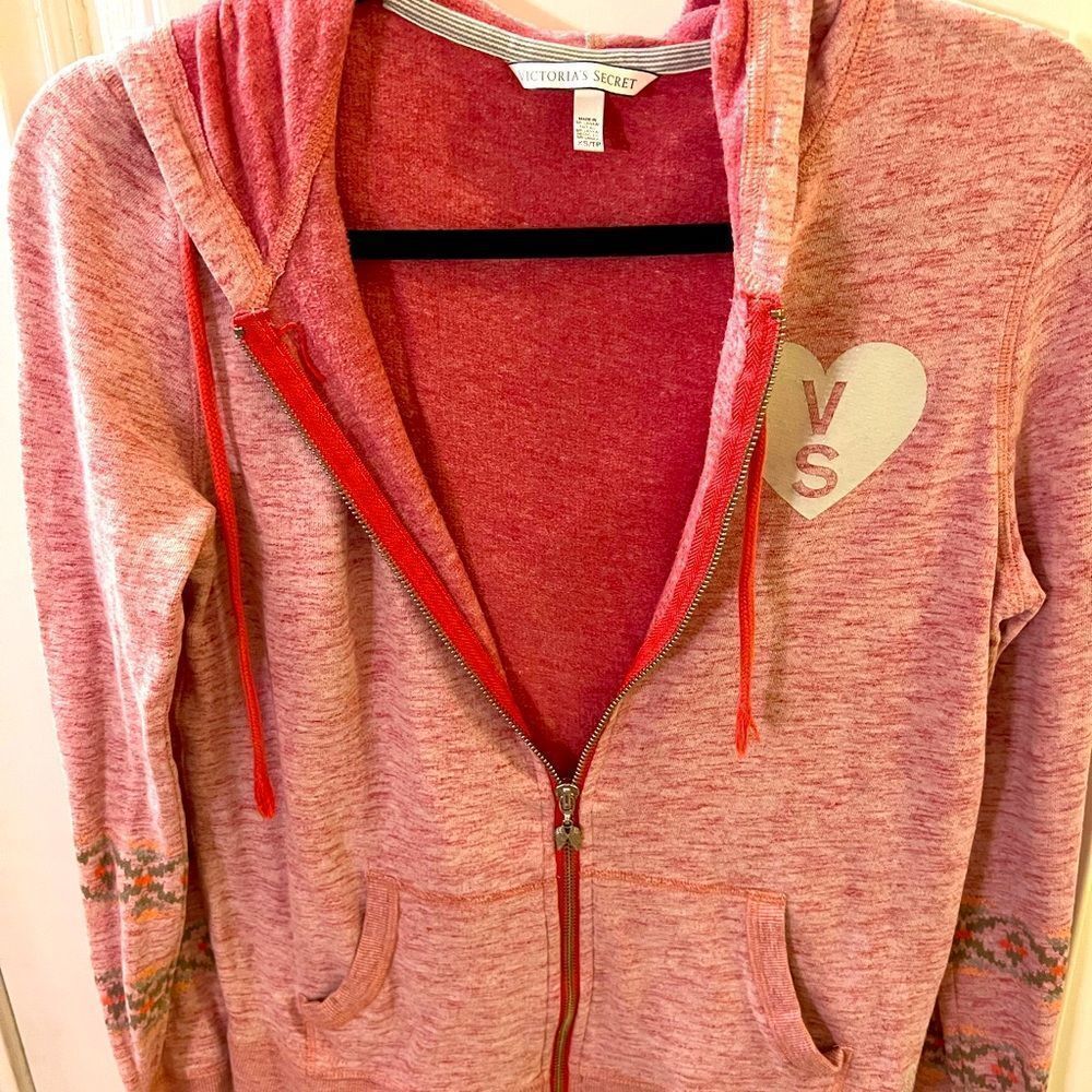 PINK VICTORIA SECRET SWEATPANT SWEATSHIRT SET!