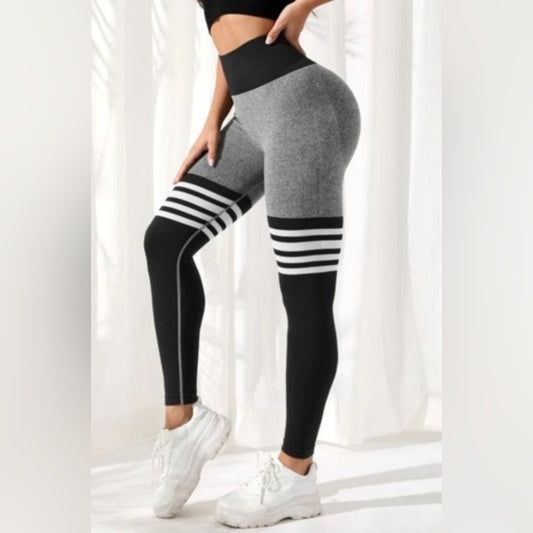 BLACK & GREY LEGGINGS