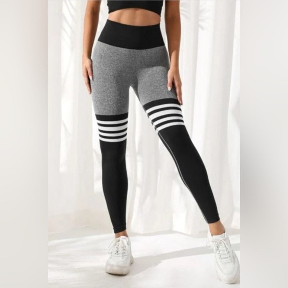 BLACK & GREY LEGGINGS