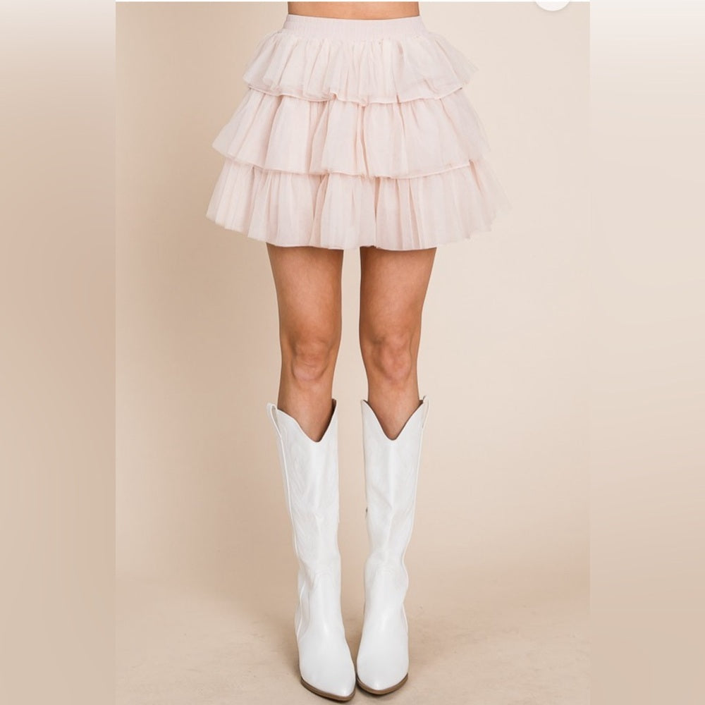 CREAM- SOLID MESH TIERED SKIRT