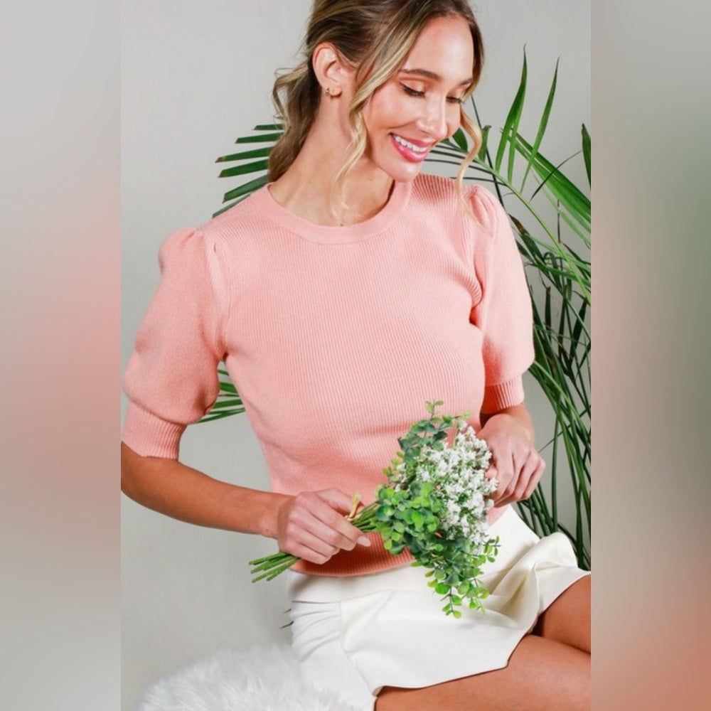 CREW NECK SHORT PUFF SLEEVE RIB KNIT TOP- PEACH