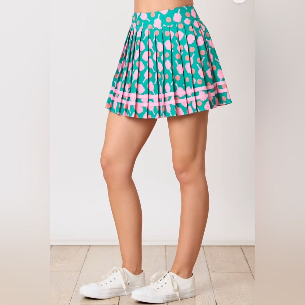 GREEN PICKLEBALL SKIRT WITH SHORTS