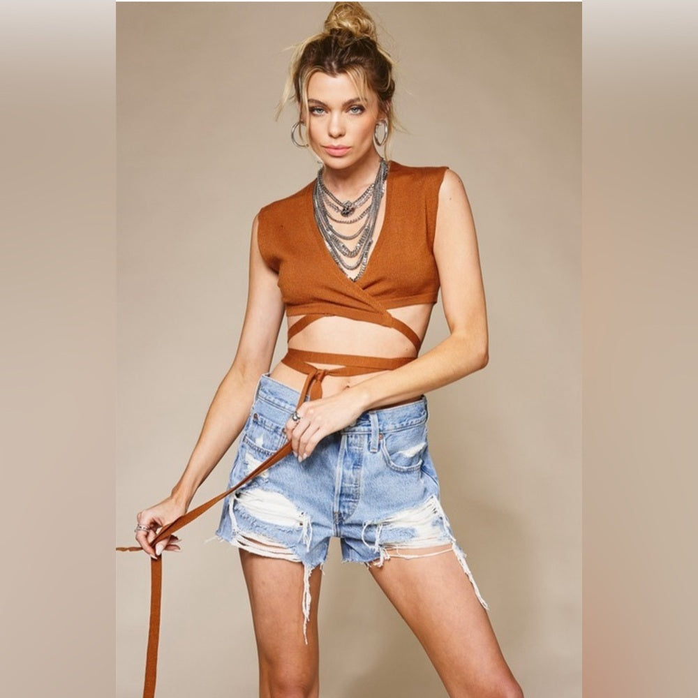 SOFT KNIT WRAP AROUND STYLE SLEEVELESS TOP- BRONZE