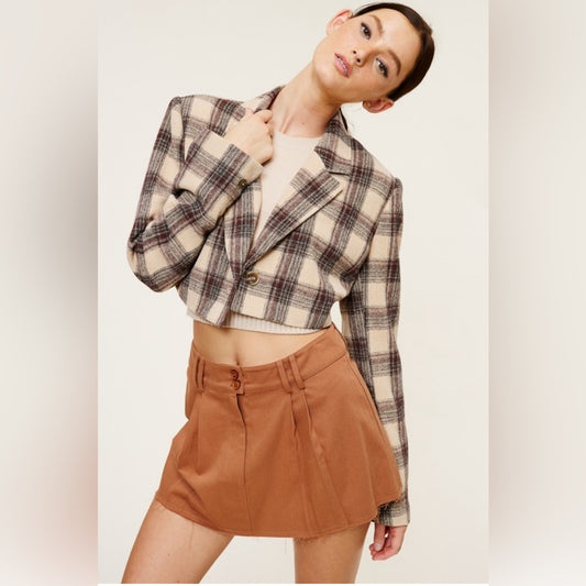 CROPPED PLAID PRINT JACKET WITH LAPEL COLLAR- TAN/BROWN