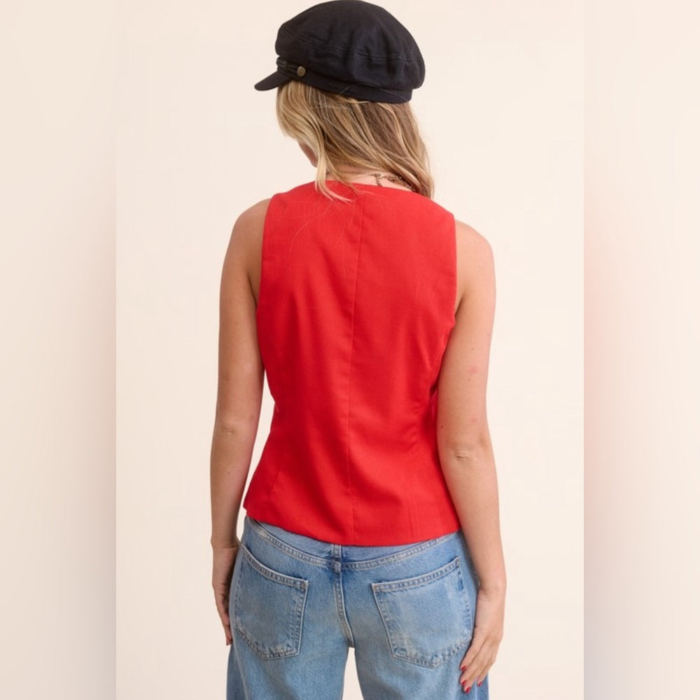 SCARLET ROUND NECK SLEEVELESS VEST