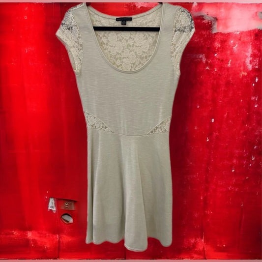 American Eagle Dress with Lace in Small