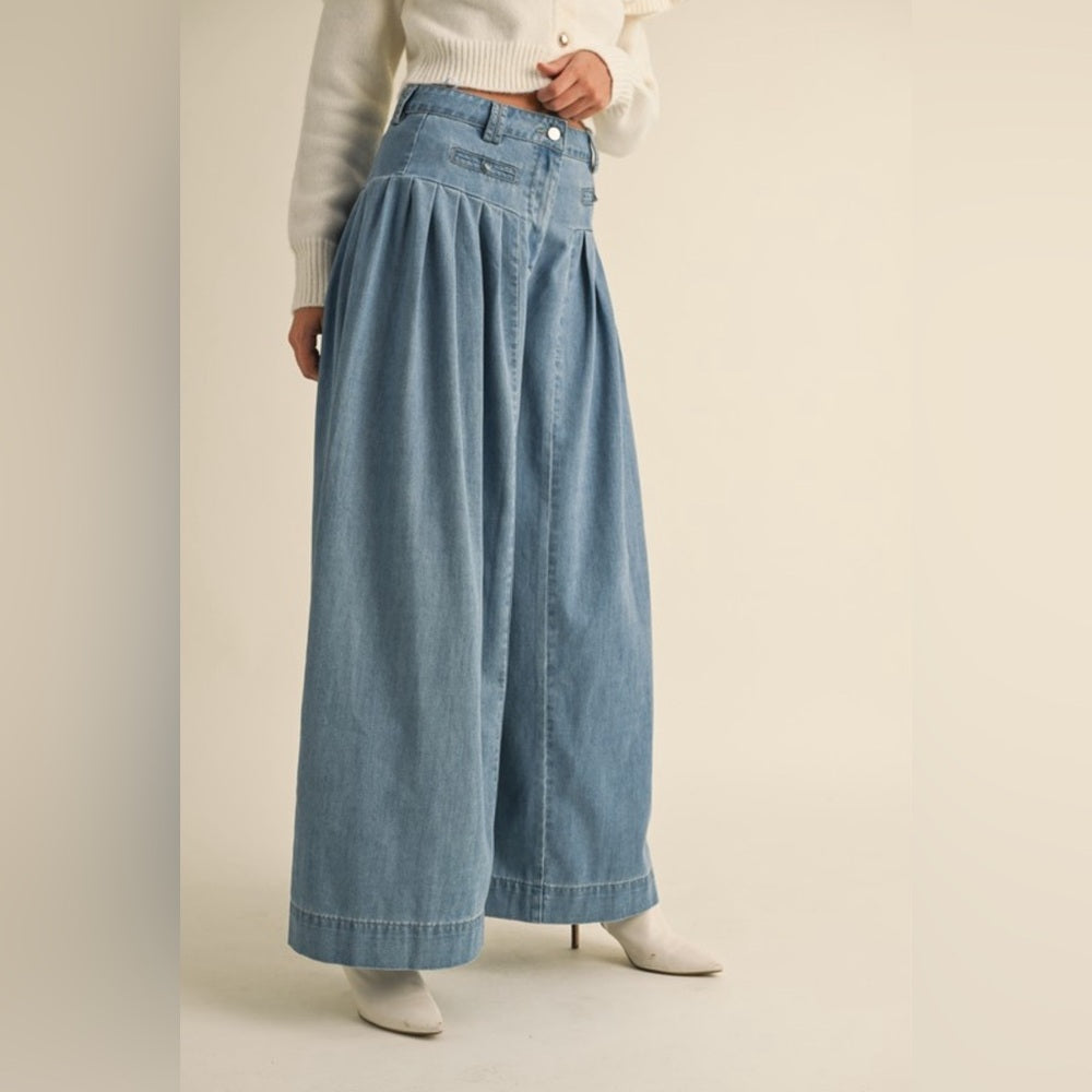 DENIM PLEATED WIDE LEG PANTS